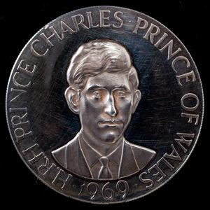Image of Portrait of Charles, Prince of Wales (obverse); Coat of Arms (reverse)